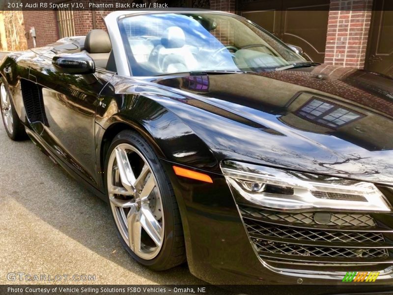 Phantom Black Pearl / Black 2014 Audi R8 Spyder V10