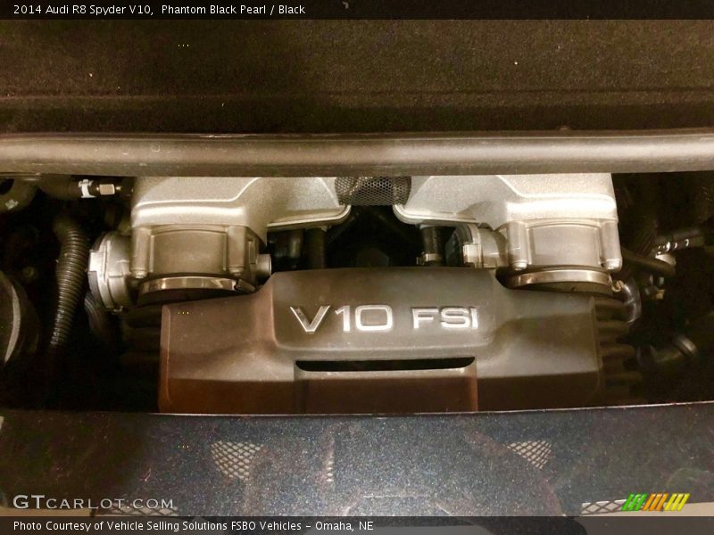  2014 R8 Spyder V10 Engine - 5.2 Liter FSI DOHC 40-Valve VVT V10