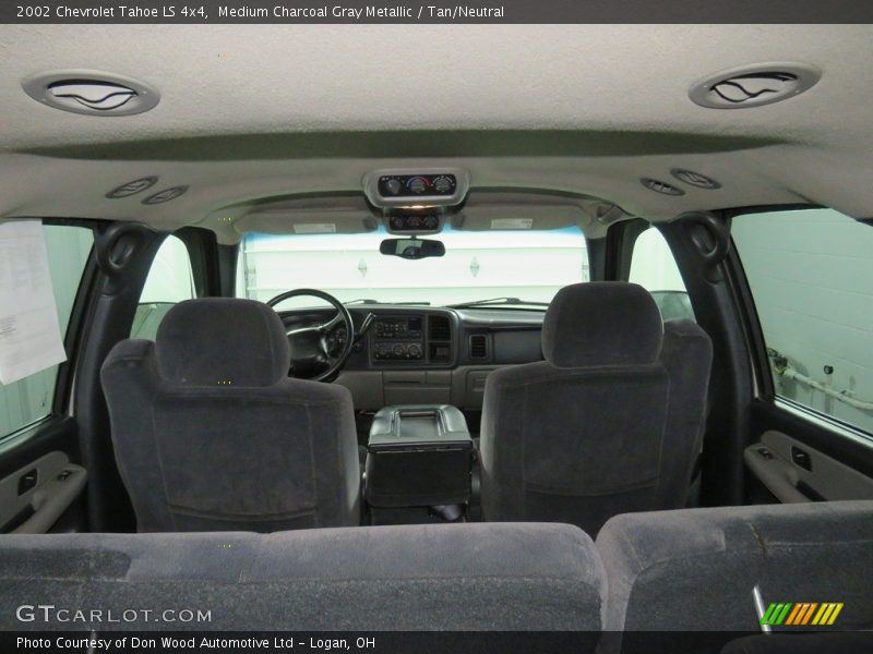 Medium Charcoal Gray Metallic / Tan/Neutral 2002 Chevrolet Tahoe LS 4x4