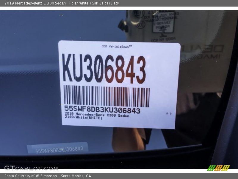 Polar White / Silk Beige/Black 2019 Mercedes-Benz C 300 Sedan