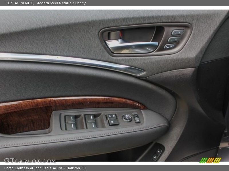 Modern Steel Metallic / Ebony 2019 Acura MDX