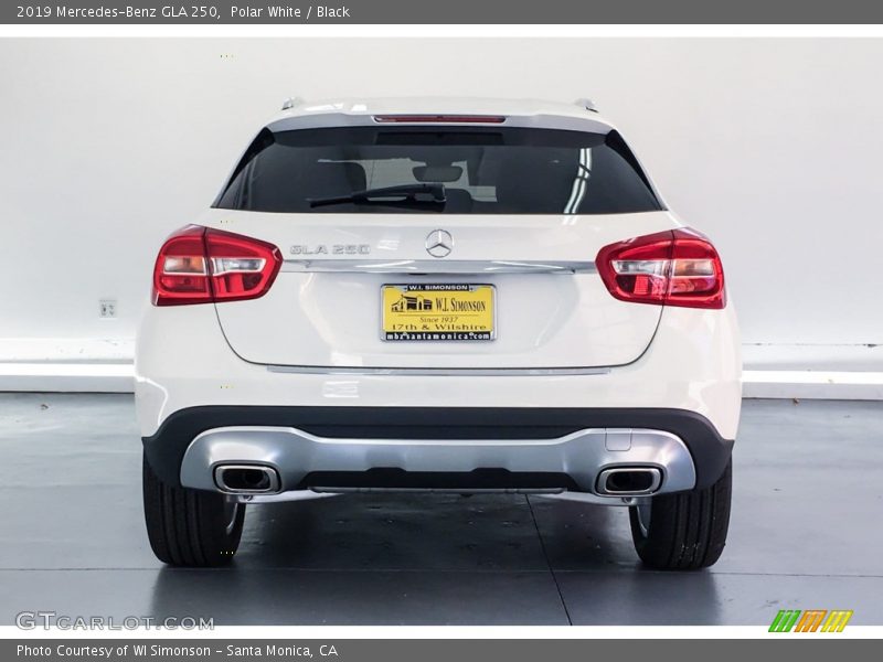 Polar White / Black 2019 Mercedes-Benz GLA 250