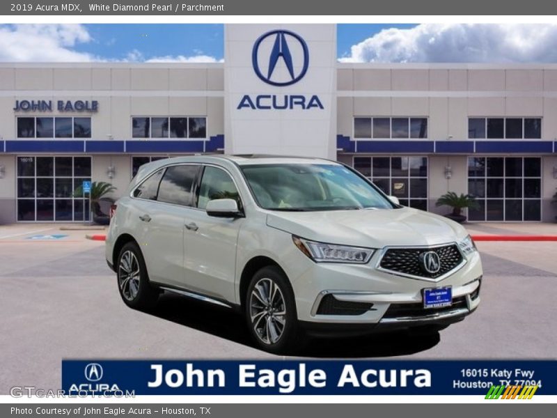 White Diamond Pearl / Parchment 2019 Acura MDX