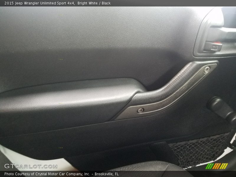 Bright White / Black 2015 Jeep Wrangler Unlimited Sport 4x4