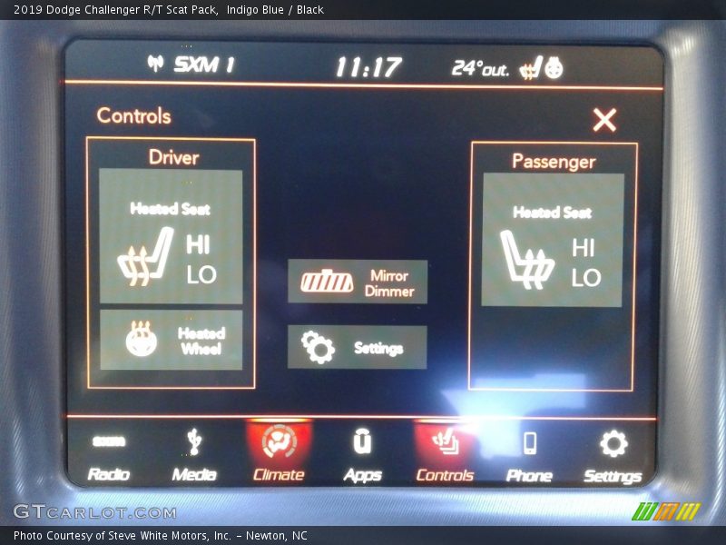 Controls of 2019 Challenger R/T Scat Pack