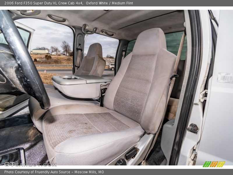 Oxford White / Medium Flint 2006 Ford F350 Super Duty XL Crew Cab 4x4