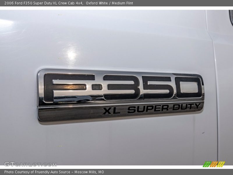 Oxford White / Medium Flint 2006 Ford F350 Super Duty XL Crew Cab 4x4