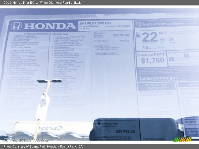 White Diamond Pearl / Black 2019 Honda Pilot EX-L