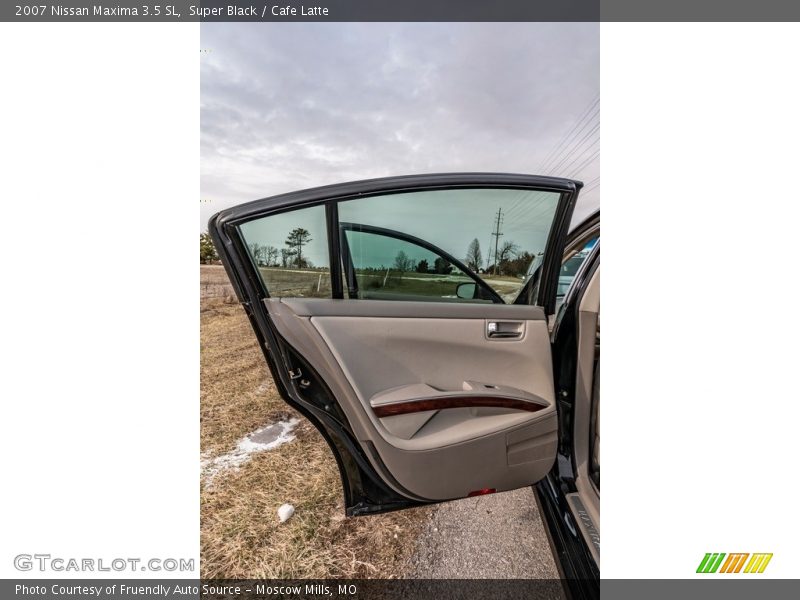 Super Black / Cafe Latte 2007 Nissan Maxima 3.5 SL