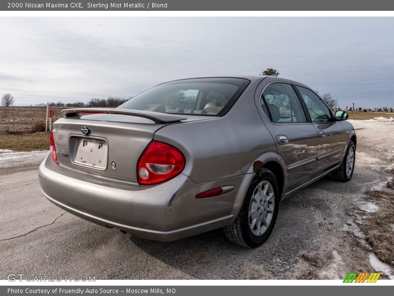 Sterling Mist Metallic / Blond 2000 Nissan Maxima GXE