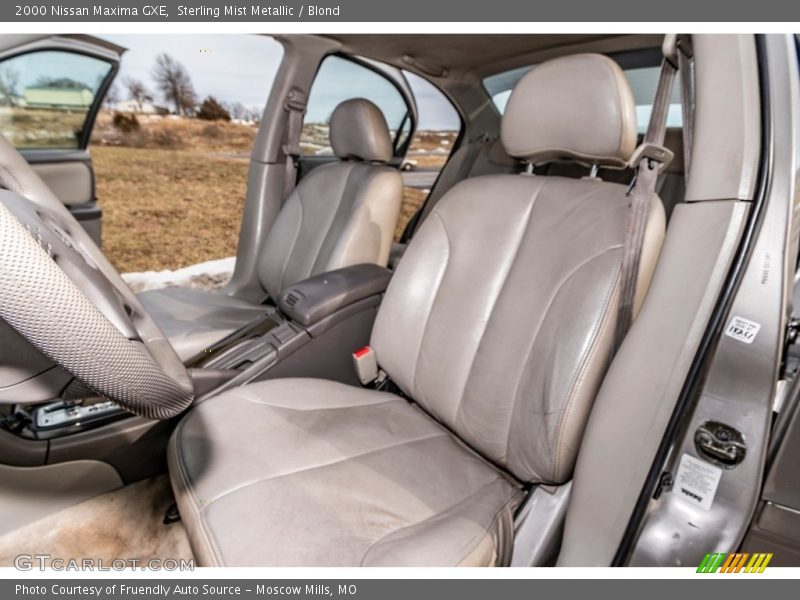 Sterling Mist Metallic / Blond 2000 Nissan Maxima GXE
