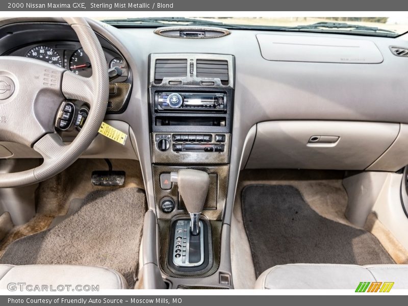 Sterling Mist Metallic / Blond 2000 Nissan Maxima GXE