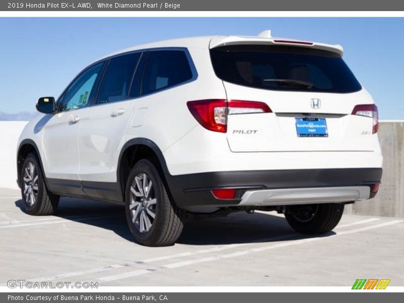 White Diamond Pearl / Beige 2019 Honda Pilot EX-L AWD