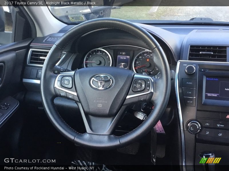 Midnight Black Metallic / Black 2017 Toyota Camry SE