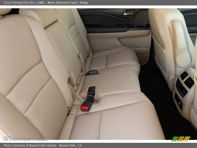 White Diamond Pearl / Beige 2019 Honda Pilot EX-L AWD