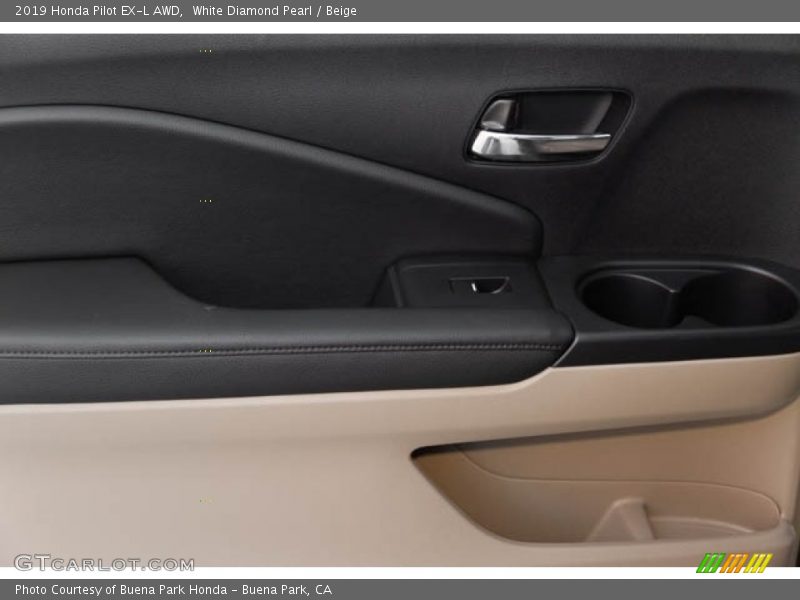 White Diamond Pearl / Beige 2019 Honda Pilot EX-L AWD