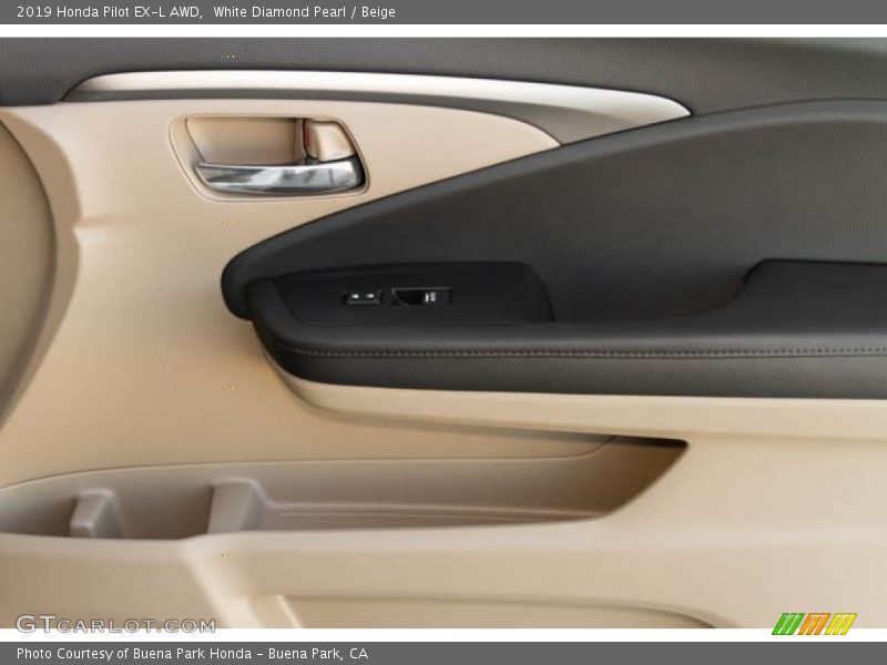 White Diamond Pearl / Beige 2019 Honda Pilot EX-L AWD