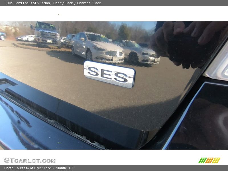 Ebony Black / Charcoal Black 2009 Ford Focus SES Sedan