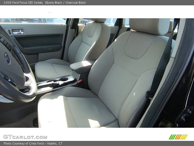 Ebony Black / Charcoal Black 2009 Ford Focus SES Sedan