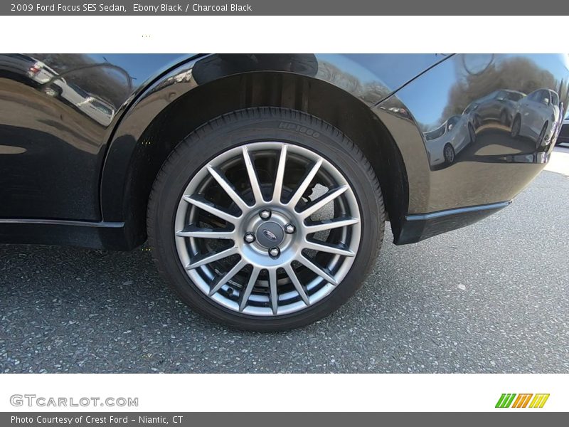 Ebony Black / Charcoal Black 2009 Ford Focus SES Sedan
