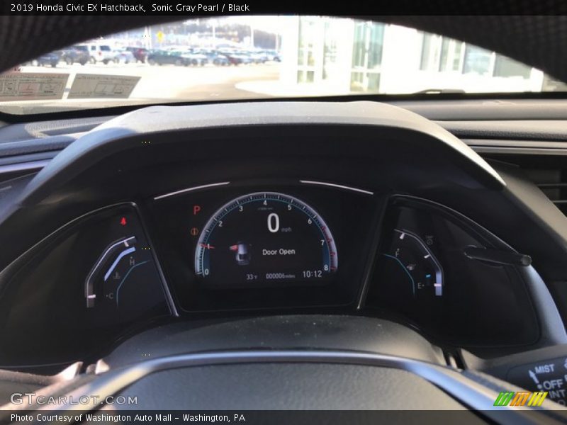Sonic Gray Pearl / Black 2019 Honda Civic EX Hatchback