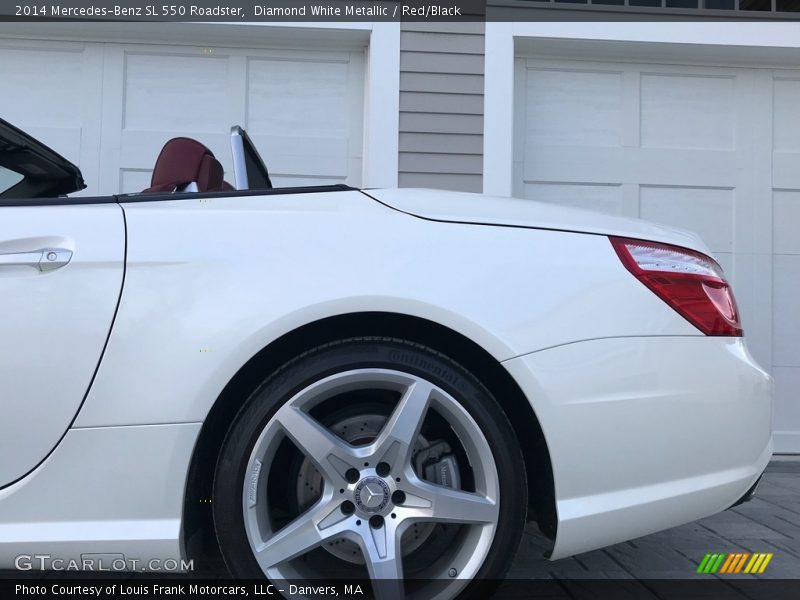 Diamond White Metallic / Red/Black 2014 Mercedes-Benz SL 550 Roadster