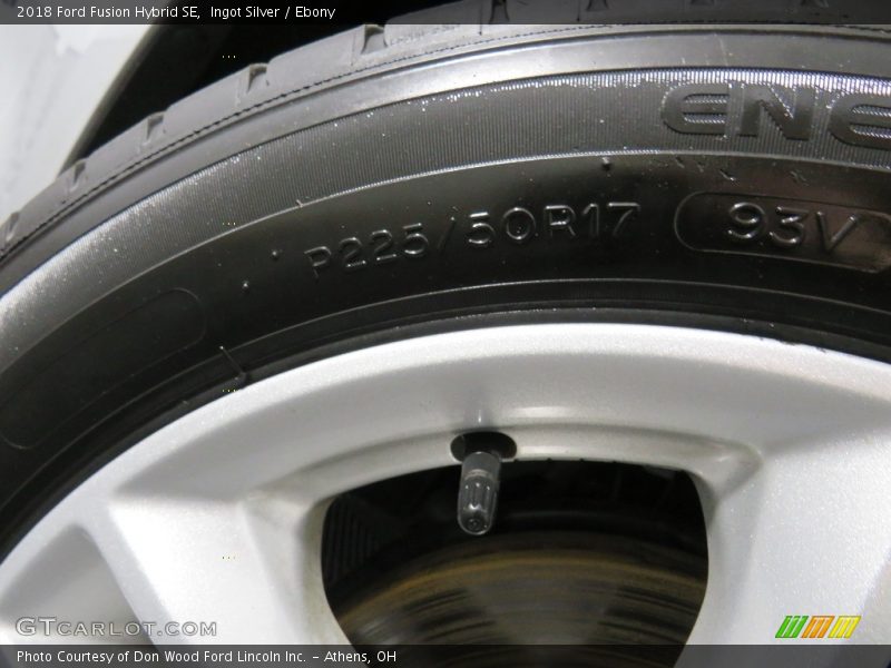 Ingot Silver / Ebony 2018 Ford Fusion Hybrid SE