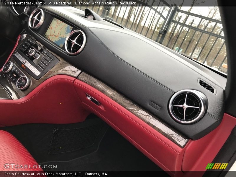 Diamond White Metallic / Red/Black 2014 Mercedes-Benz SL 550 Roadster