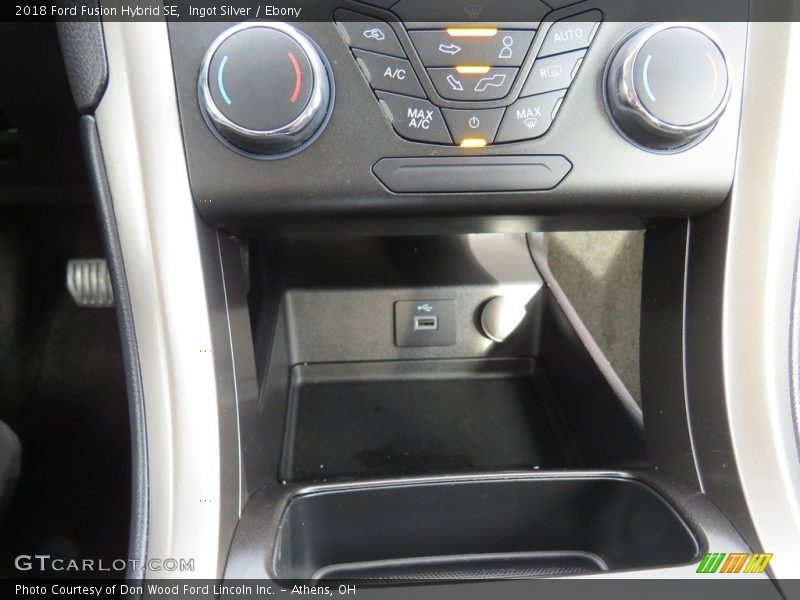 Ingot Silver / Ebony 2018 Ford Fusion Hybrid SE