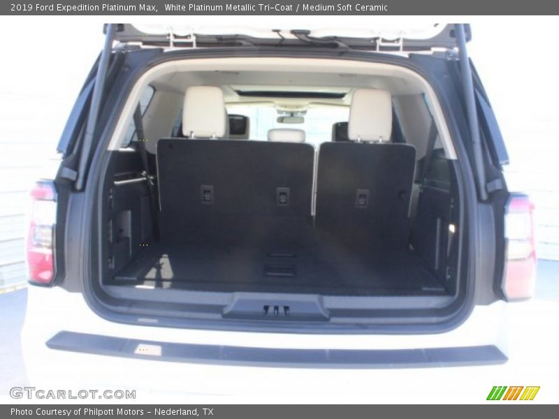White Platinum Metallic Tri-Coat / Medium Soft Ceramic 2019 Ford Expedition Platinum Max