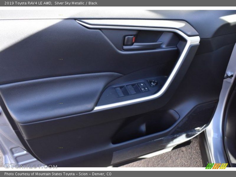 Silver Sky Metallic / Black 2019 Toyota RAV4 LE AWD