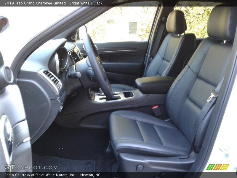 Bright White / Black 2019 Jeep Grand Cherokee Limited