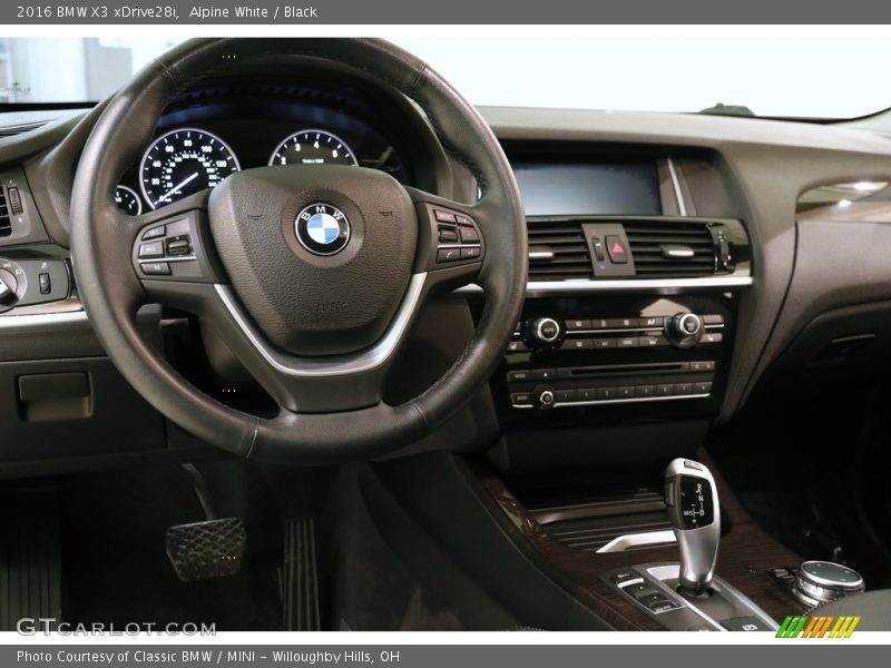 Alpine White / Black 2016 BMW X3 xDrive28i