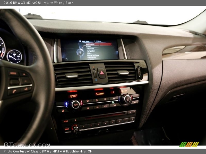 Alpine White / Black 2016 BMW X3 xDrive28i
