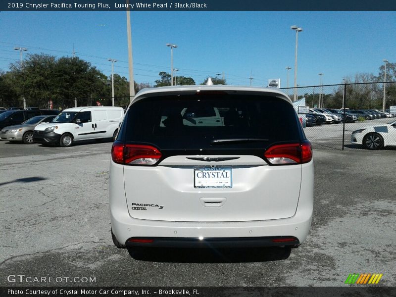 Luxury White Pearl / Black/Black 2019 Chrysler Pacifica Touring Plus