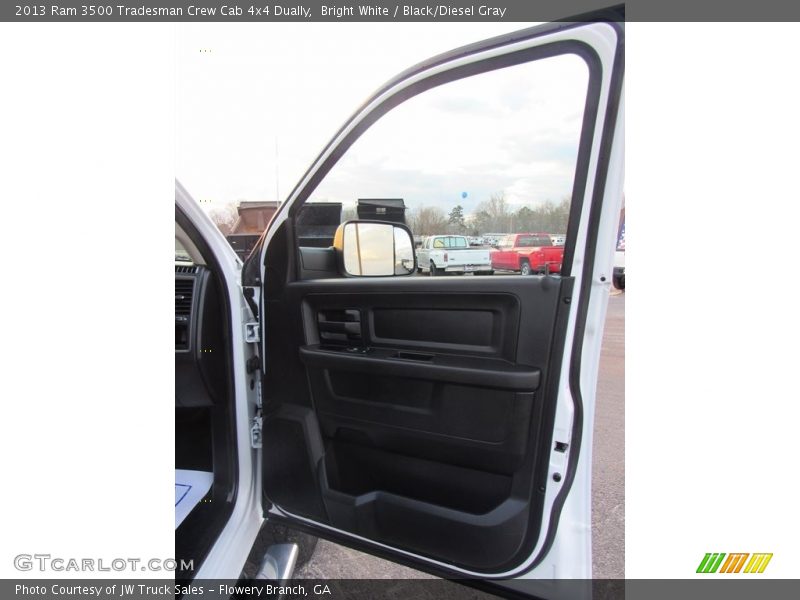 Bright White / Black/Diesel Gray 2013 Ram 3500 Tradesman Crew Cab 4x4 Dually