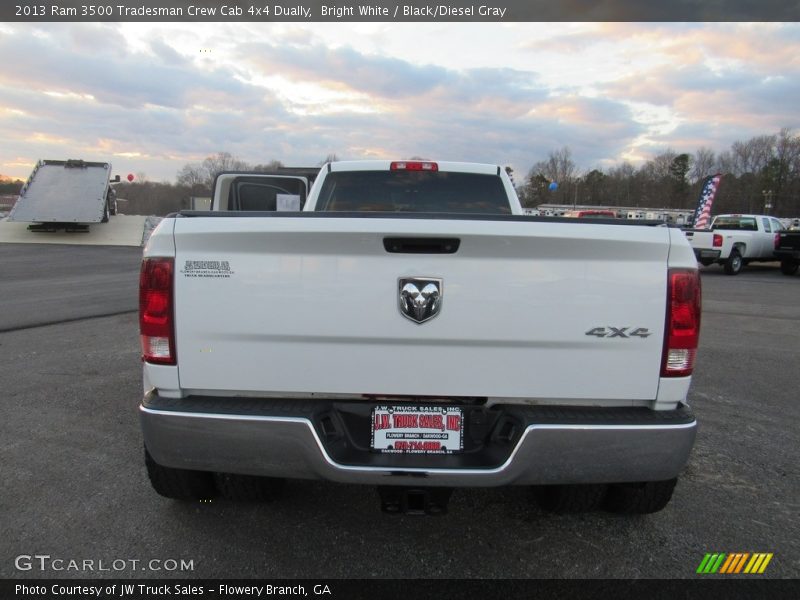 Bright White / Black/Diesel Gray 2013 Ram 3500 Tradesman Crew Cab 4x4 Dually