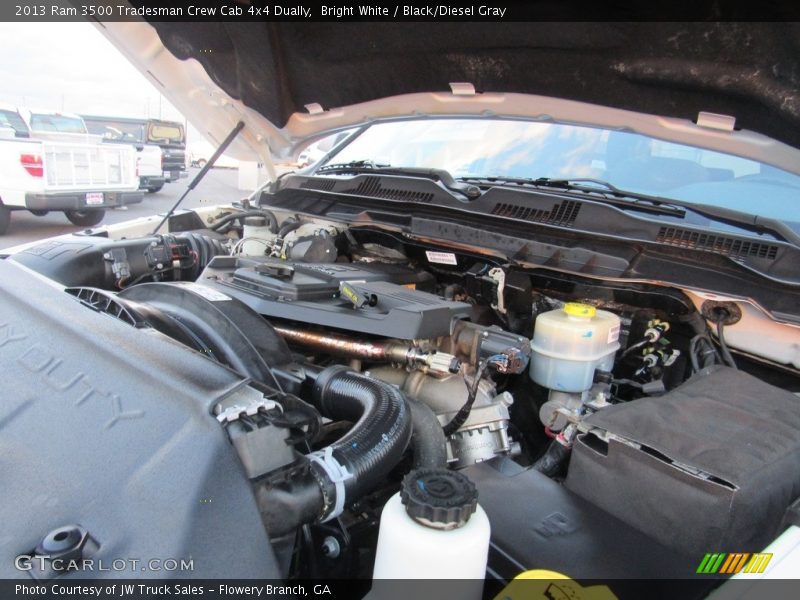 Bright White / Black/Diesel Gray 2013 Ram 3500 Tradesman Crew Cab 4x4 Dually