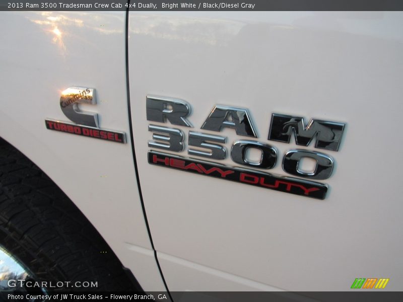 Bright White / Black/Diesel Gray 2013 Ram 3500 Tradesman Crew Cab 4x4 Dually