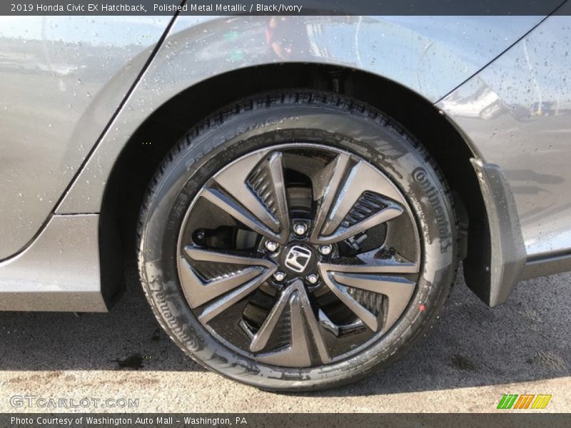 Polished Metal Metallic / Black/Ivory 2019 Honda Civic EX Hatchback