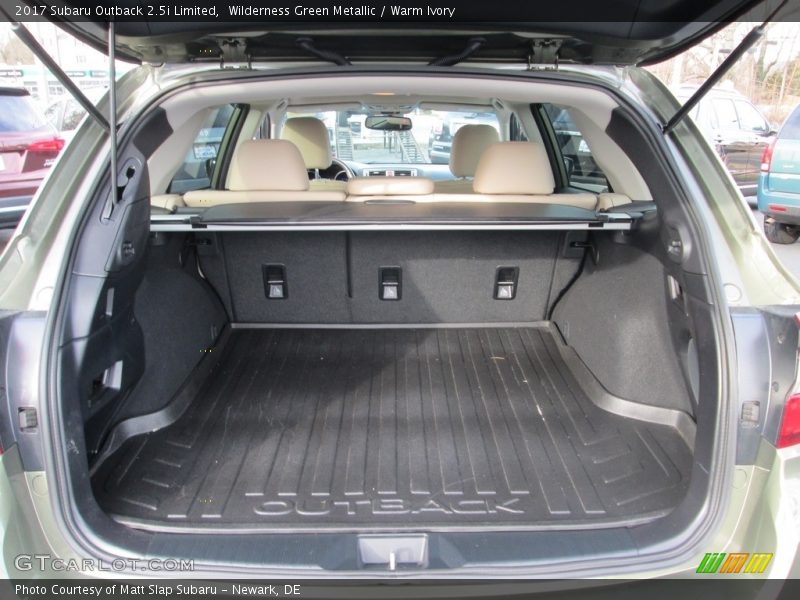 Wilderness Green Metallic / Warm Ivory 2017 Subaru Outback 2.5i Limited