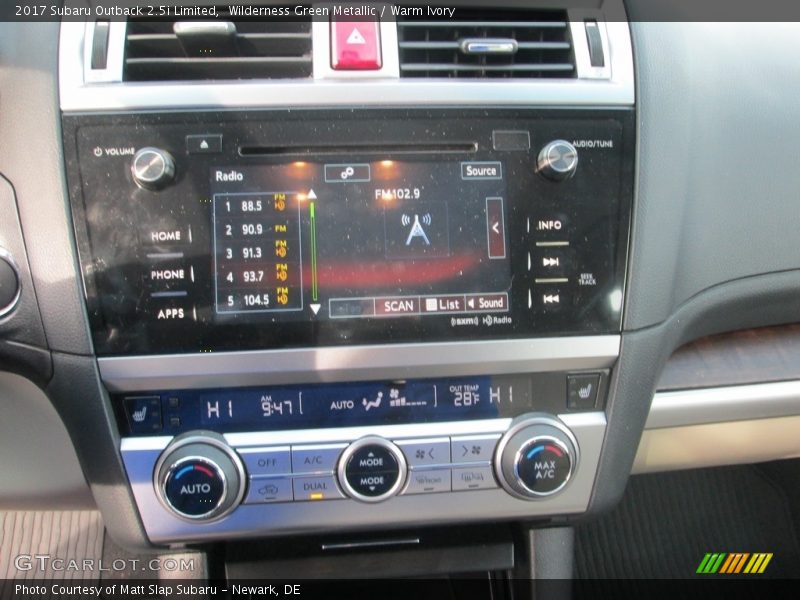 Wilderness Green Metallic / Warm Ivory 2017 Subaru Outback 2.5i Limited