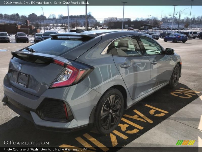 Sonic Gray Pearl / Black 2019 Honda Civic EX Hatchback