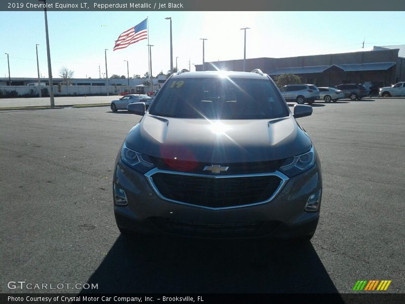 Pepperdust Metallic / Jet Black 2019 Chevrolet Equinox LT
