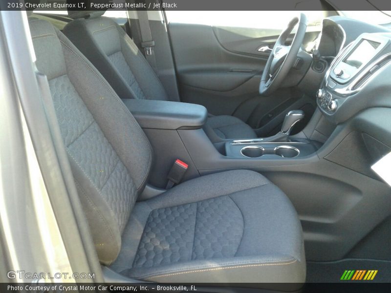 Pepperdust Metallic / Jet Black 2019 Chevrolet Equinox LT
