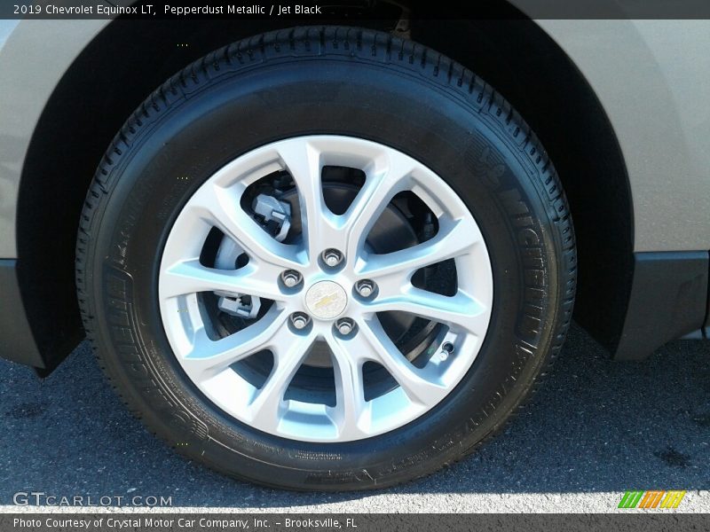 Pepperdust Metallic / Jet Black 2019 Chevrolet Equinox LT