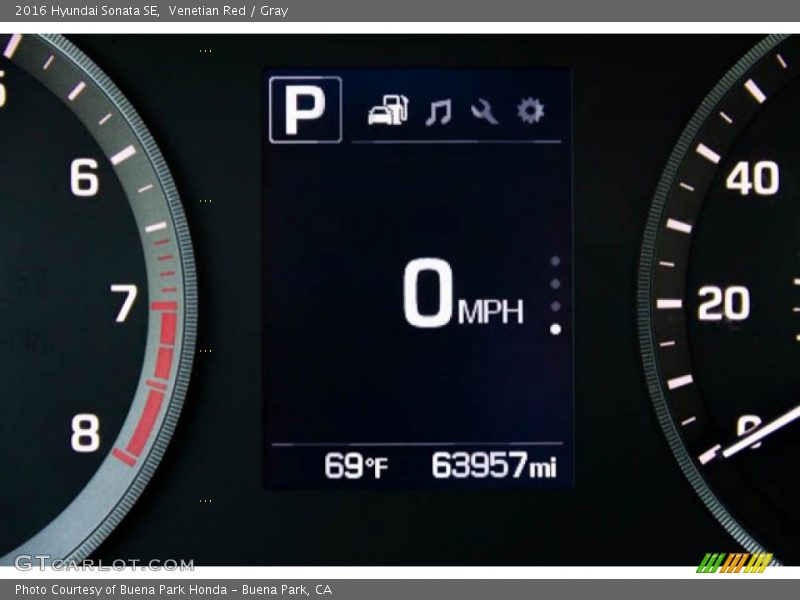 Venetian Red / Gray 2016 Hyundai Sonata SE