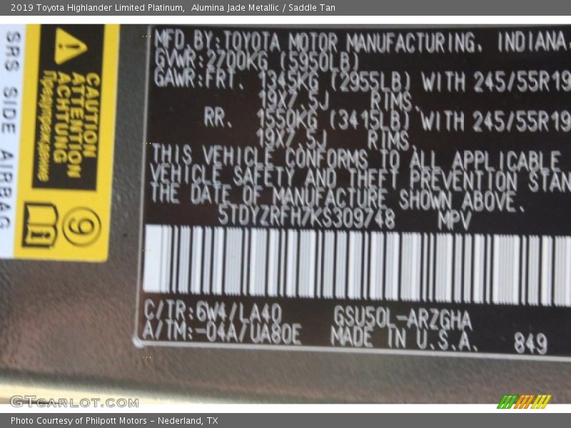 Alumina Jade Metallic / Saddle Tan 2019 Toyota Highlander Limited Platinum