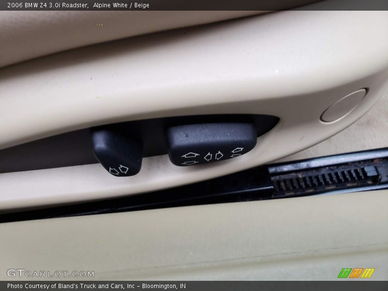 Alpine White / Beige 2006 BMW Z4 3.0i Roadster