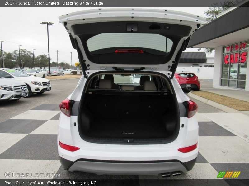 Dazzling White / Beige 2017 Hyundai Tucson Limited
